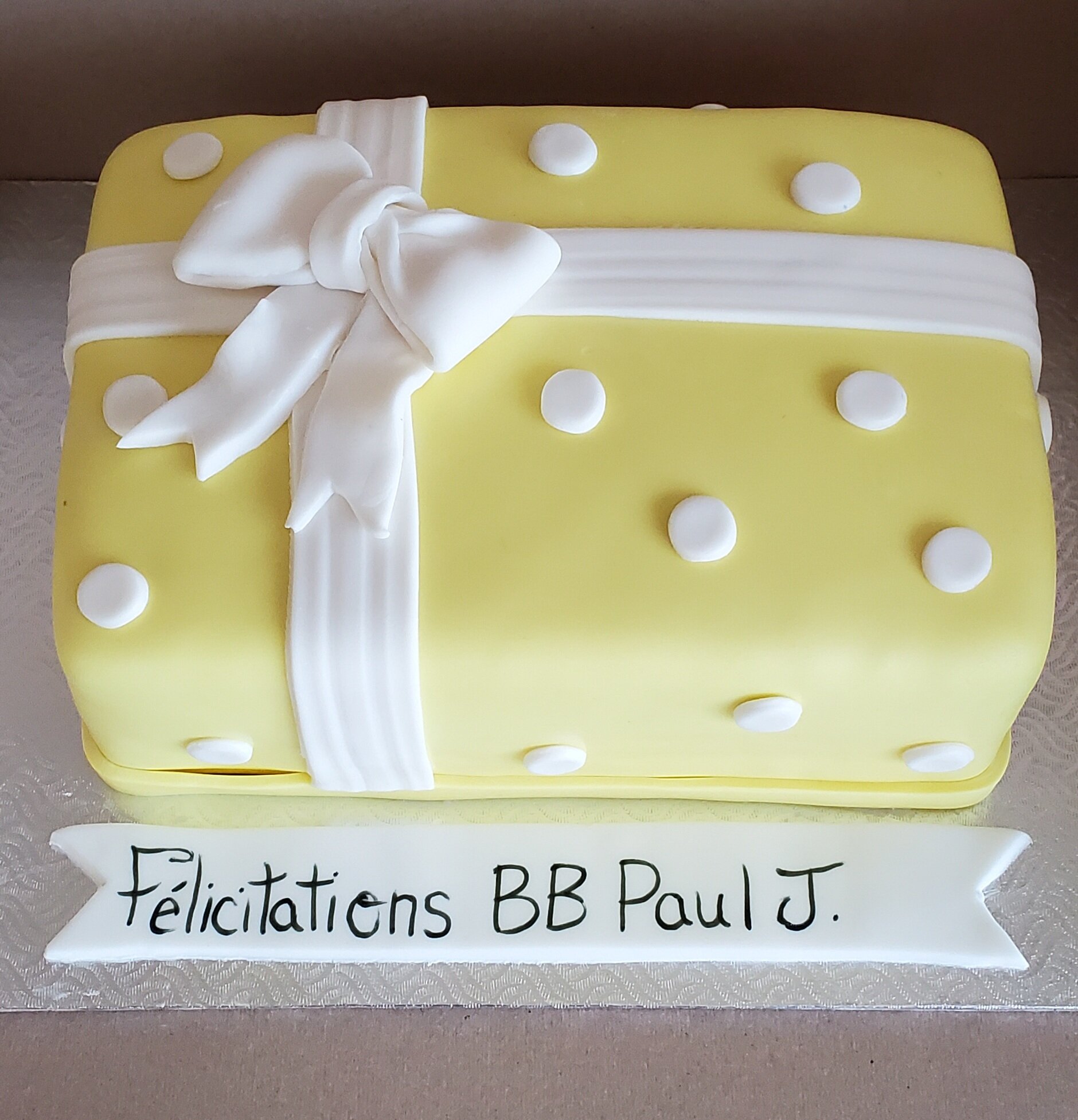 Gâteau Cadeau