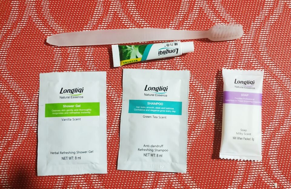 Longrich Travel Size Toiletries—kit de voyage 5 produits 