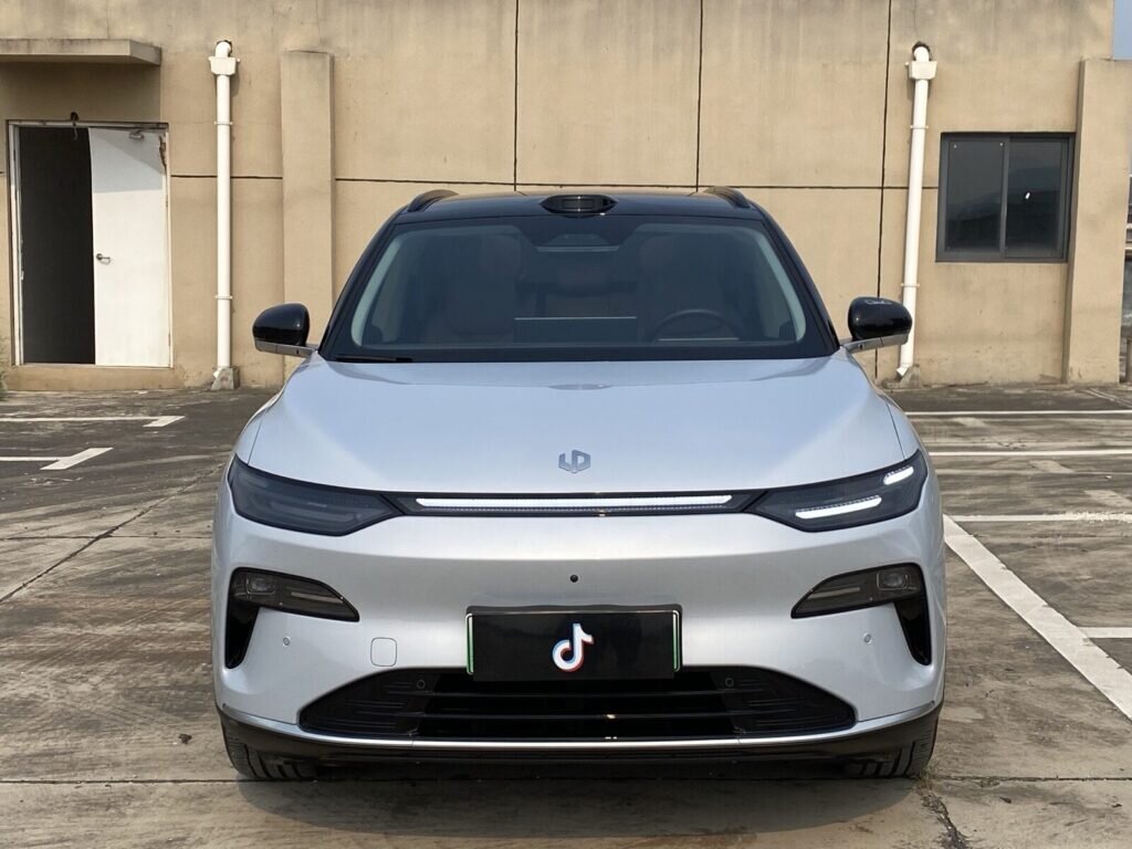 🚙 2025 Leapmotor C11 – SUV ÉLECTRIFIÉ, TECHNOLOGIQUE & CONFORTABLE