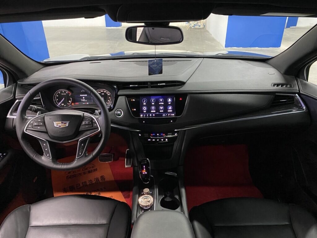 🚘 Cadillac XT5 2024 – LUXE, CONFORT & PUISSANCE