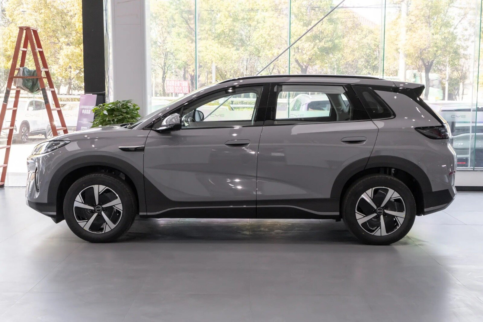BYD – L’ÉLÉGANCE ÉLECTRIQUE PAR ALPHAROOM 520KM