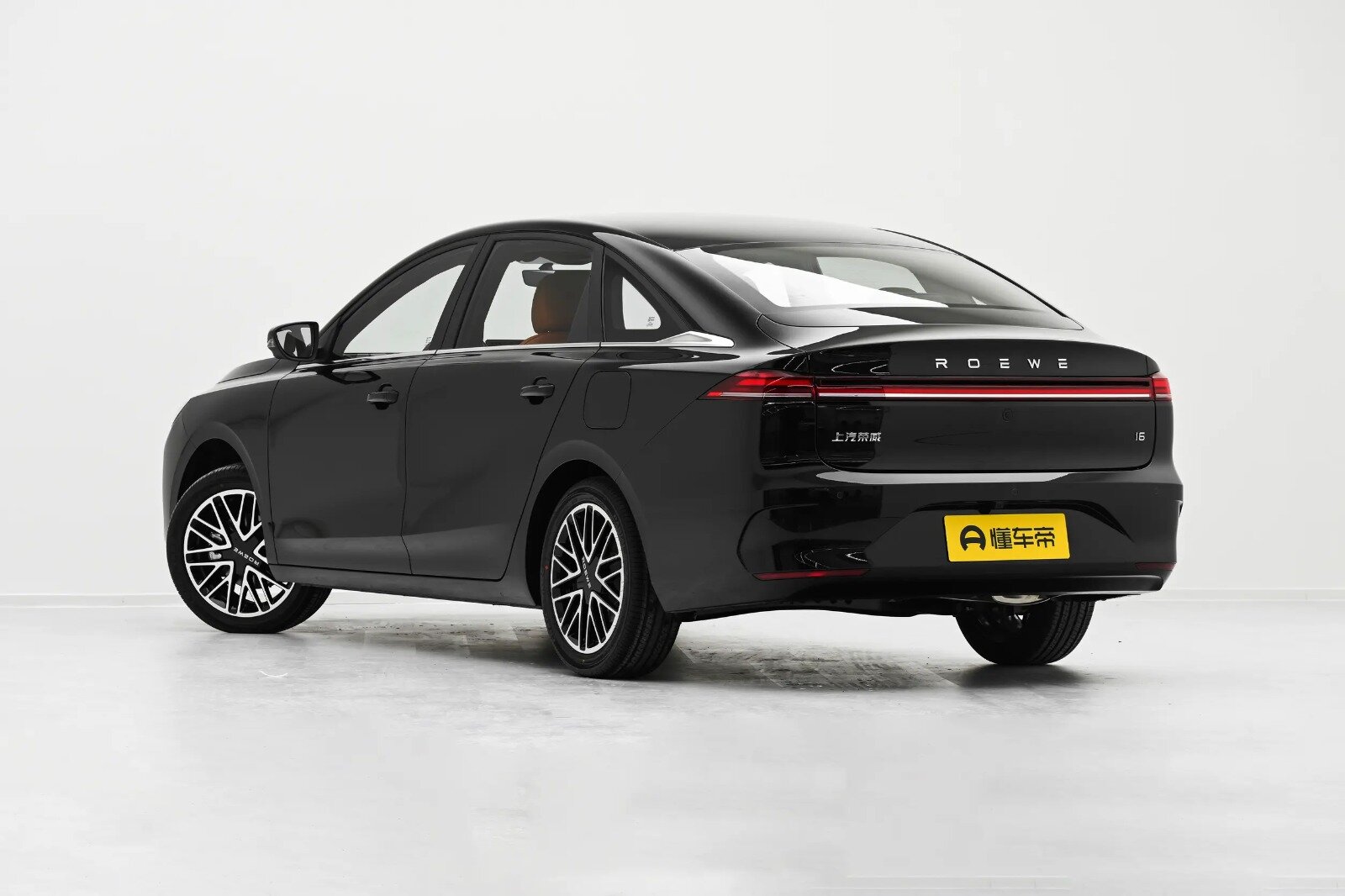 ROEWE Premium 1.5L – 2026