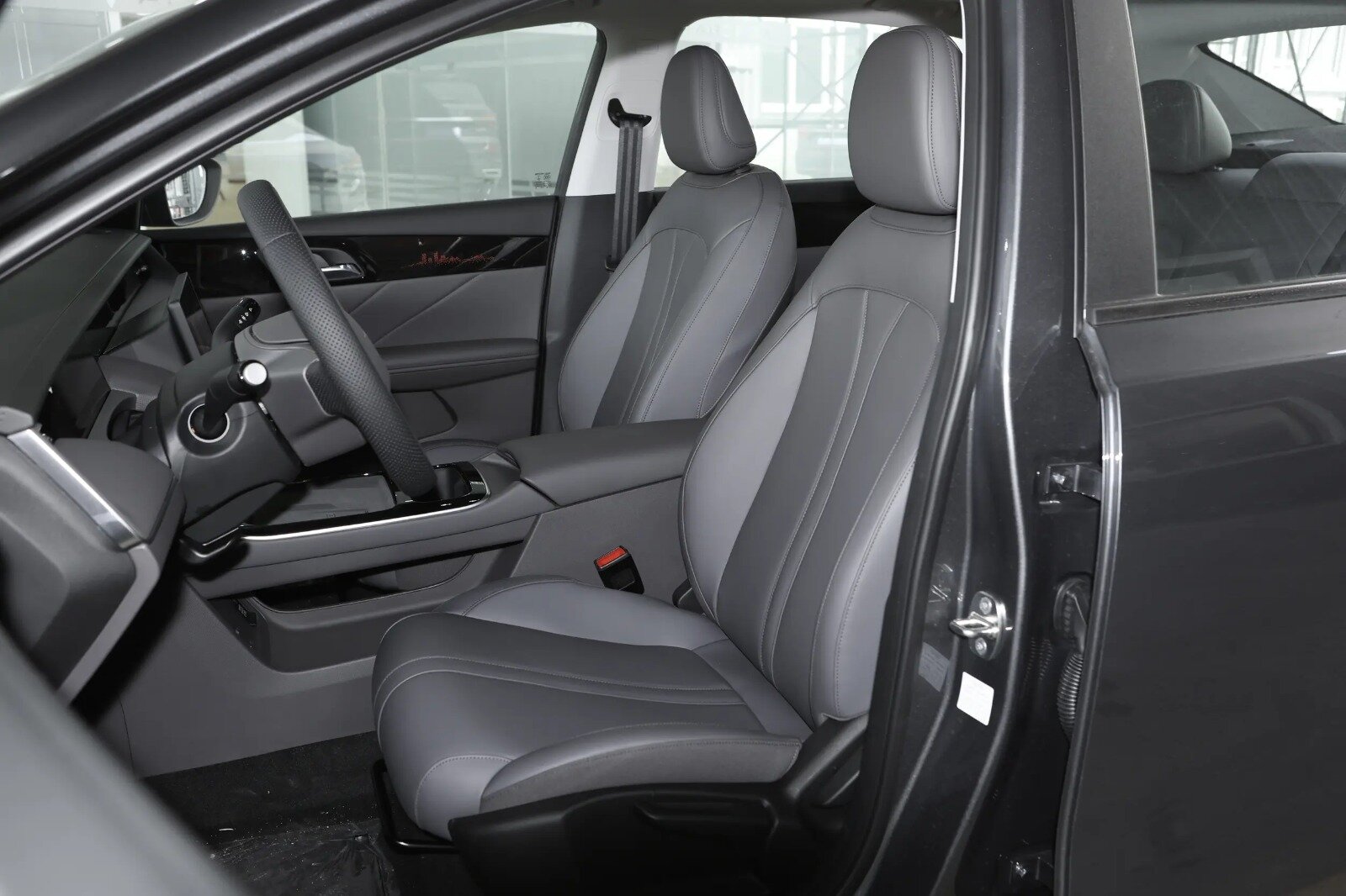 ROEWE Premium 1.5L – 2026