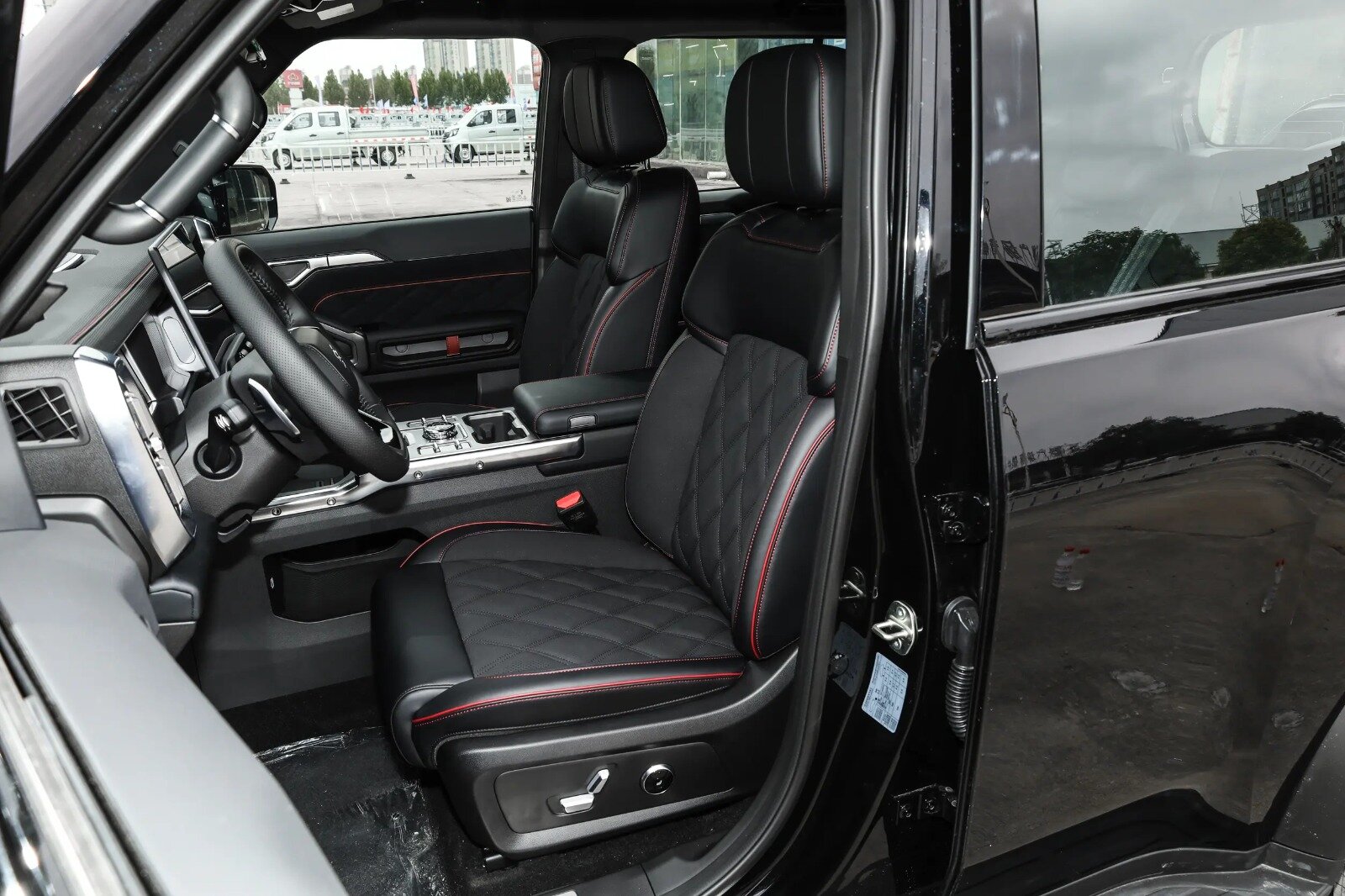 JETOUR TRAVELER 2026 – 2.0TD XWD CROSSOVER